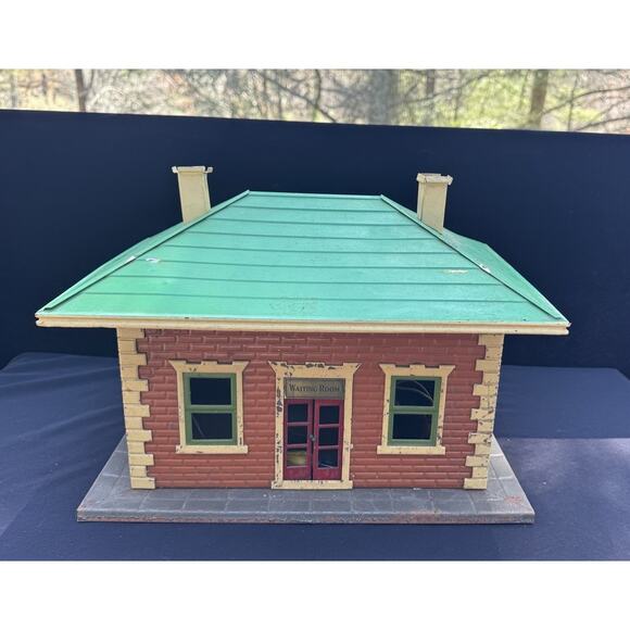 Lionel #124 1920-1936 Lionel City Station Waiting Room With Lights